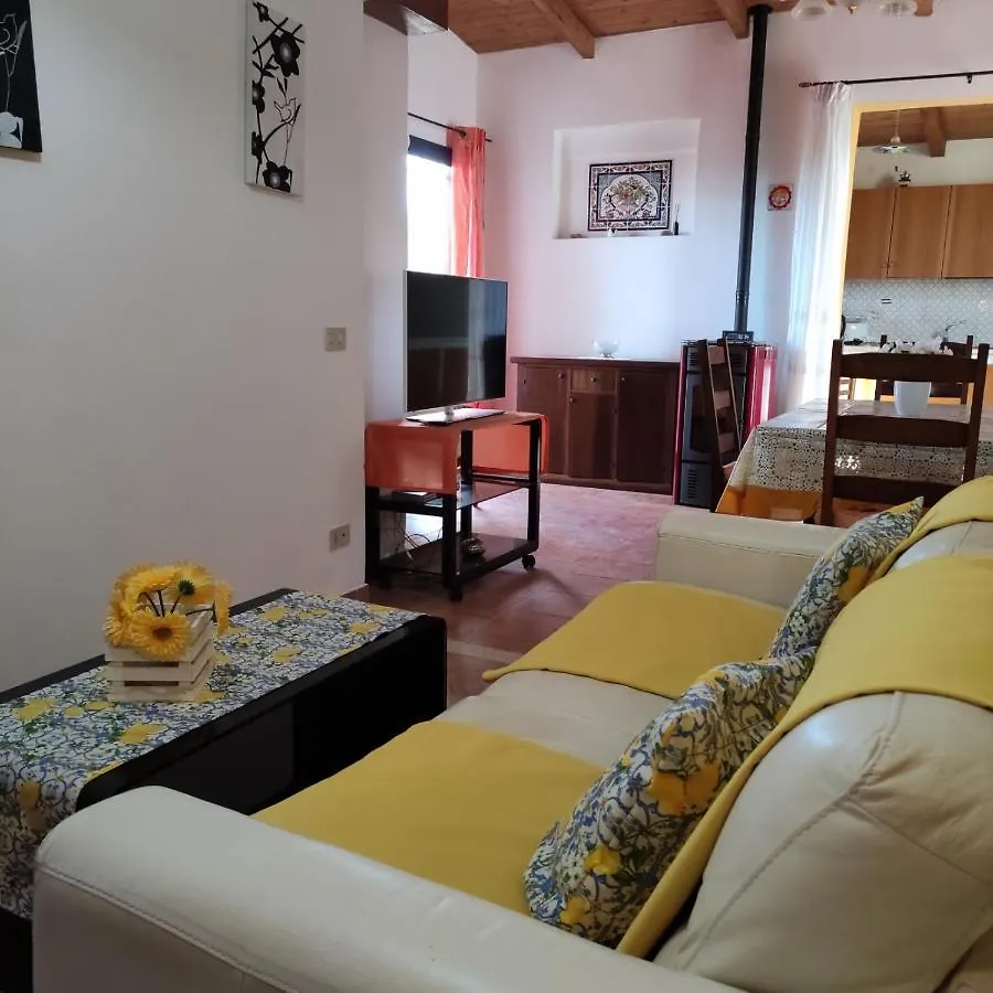 Casa Nonna Villa Balestrate 0*,